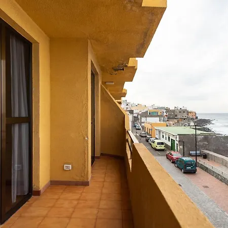 Great House With A Terrace Towards The Ocean Arucas